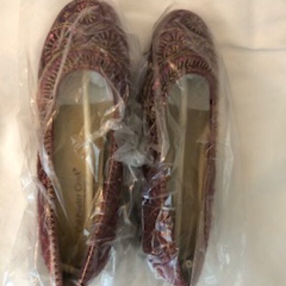 Coldwater Creek Velvet Fabric Embellished Ballet Flats, 7.5 NEW - Picture 2 of 7